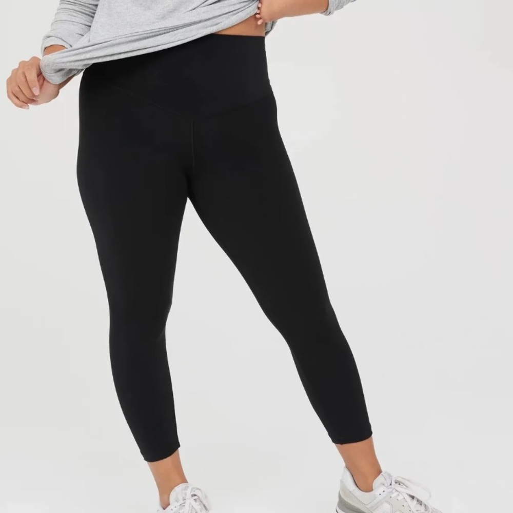 OFFLINE By Aerie Real Me High
Waisted Cropped Legging